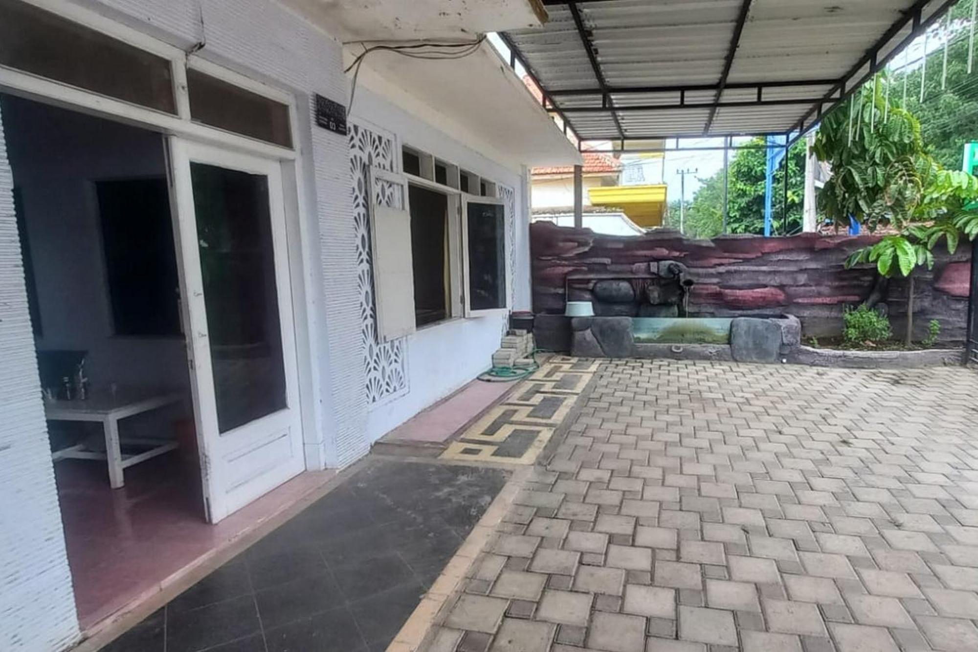 OYO 91766 Fortuna Hotel Syariah Paiton Bagian luar foto